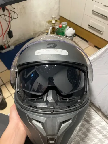 CAPACETE RACE TECH