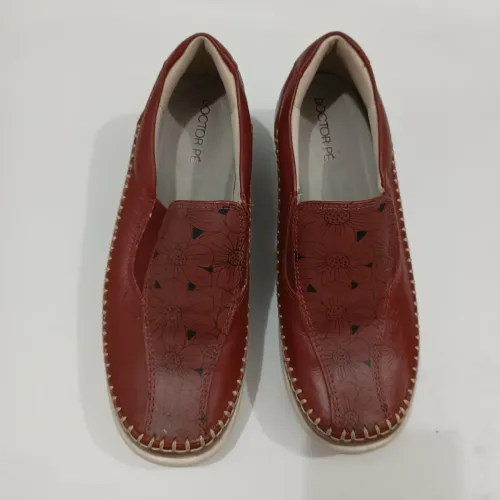 Calçado Feminino em Couro Doutor Pé Mocassim para Pé Diabético 