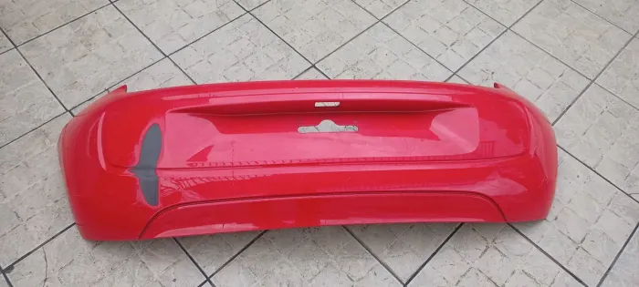 Parachoque traseiro VW UP 2014 2015 2016 2017