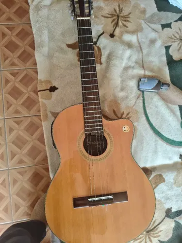 VIOLÃO STRINBERG