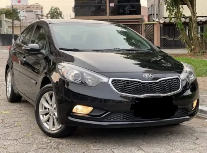 Kia Motors Cerato 1.6 16 V Flex Mec. 2014