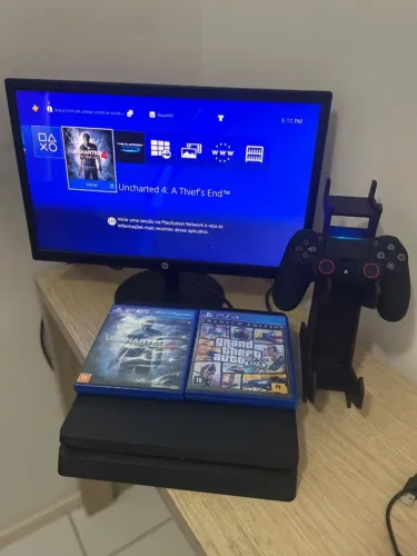 PlayStation 4 Slim 500GB Desbloqueado + FIFA 27 e GTA V