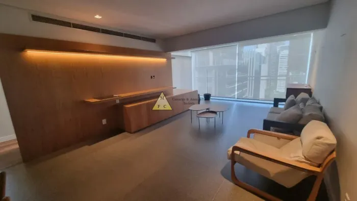 APARTAMENTO A VENDA NO ITAIM 133 METROS ÚTIL 3 DORMITÓRIO 1SUITE . 3 VAGAS DE GARAGENS E D