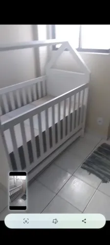 Um berço completo semi novo