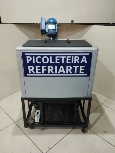 Máquina para fabricar picolés 