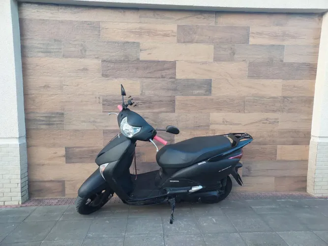 Honda Lead 110 - 2010 SCOOTER PERFEITA
