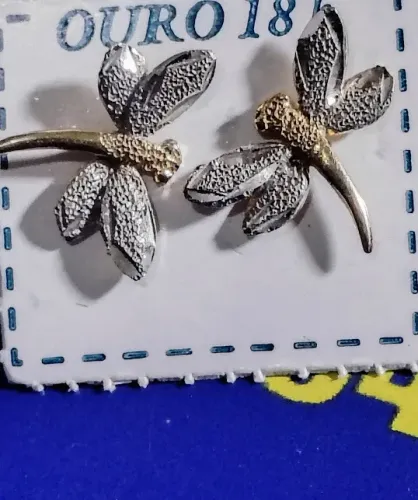 Brincos Libélula Ouro 18 Kilates Peso 1.20 Gramas 10 mm