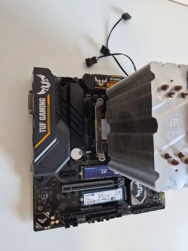Kit Ryzen 7 5700x + Placa Mãe Asus Tuf gaming B450m + 32GB de memória RAM  + SSD 1TB