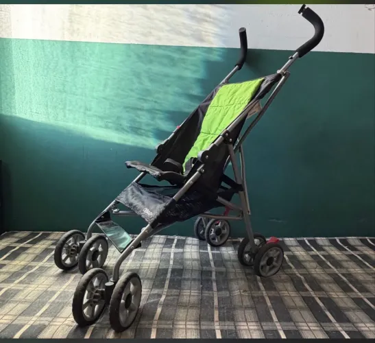 carrinho de bebê kolcraft dobrável