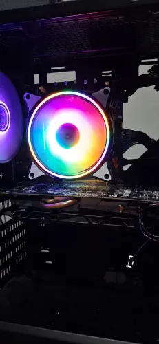 Cpu Xeon,16gb DDR4 e placa de video