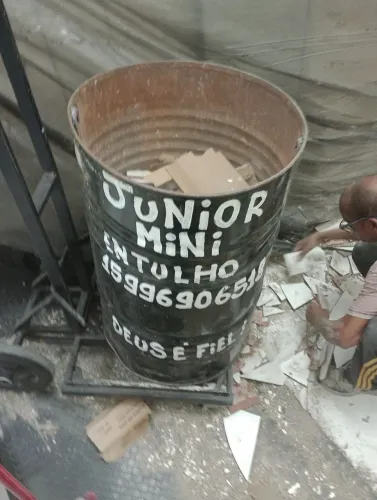Retiramos entulhos