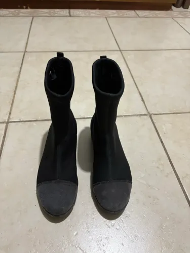 Bota preta Azaleia lev 
