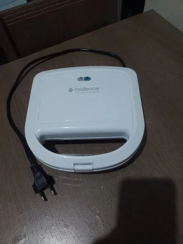Sanduicheira Cadence toast e grill 