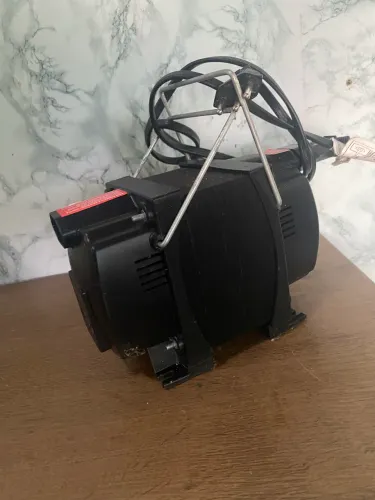 2000w 