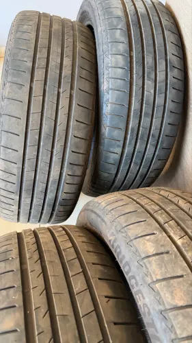 Jogo de Pneus Bridgestone Alenza 235/45 R20