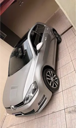 Volkswagen Golf Highline 1.4 TSI 140cv Aut. 2014