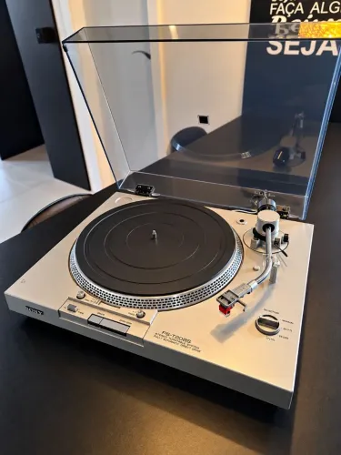 Toca discos Sony PS T20 Vintage - Ótimo estado de conservação.
