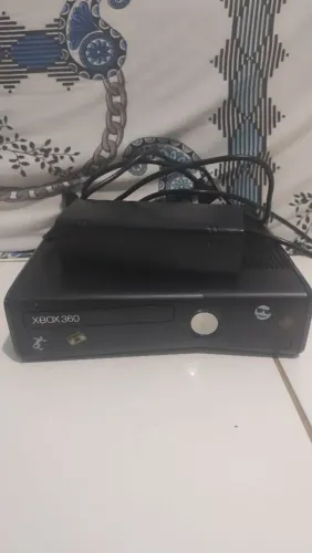 Xbox 360 + fonte + hd COM DEFEITO LUZ VERMELHA 0101!