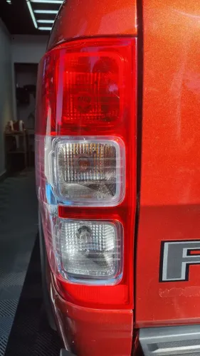 Par lanternas traseiras Original Ford Ranger Limited 2020 perfeitas