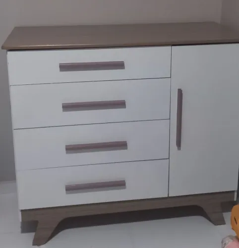 Vendo Cômoda 350 reais
