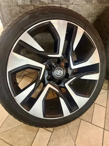 Jogo rodas aro 22 Hilux/sw4
