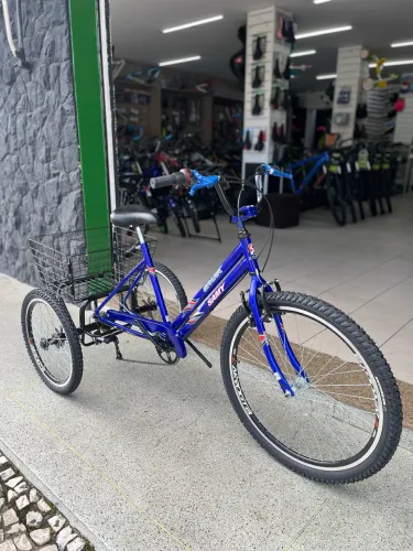 Triciclo com marcha 