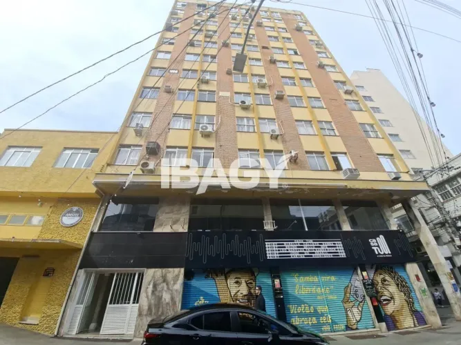 Oportunidade! Salas/Conjuntos em Centro - Florianópolis