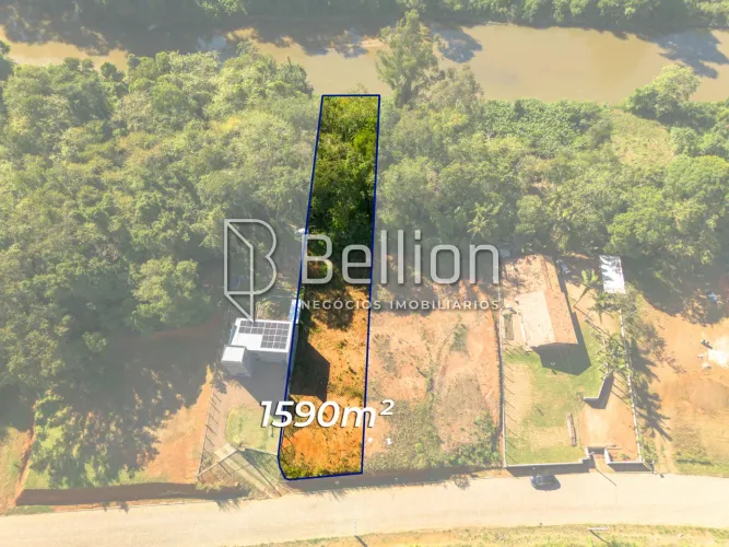 Terreno com 1.590m² em Rodeio Amplo Espaço e Ótima Oportunidade!