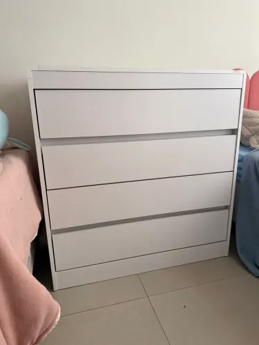 Cômoda 4 Gavetas Novinha 