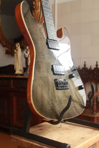 Guitarra Benson Hardy Series - Charcoal Burst (Ñ FENDER, GIBSON, TAGIMA, EPIPHONE)