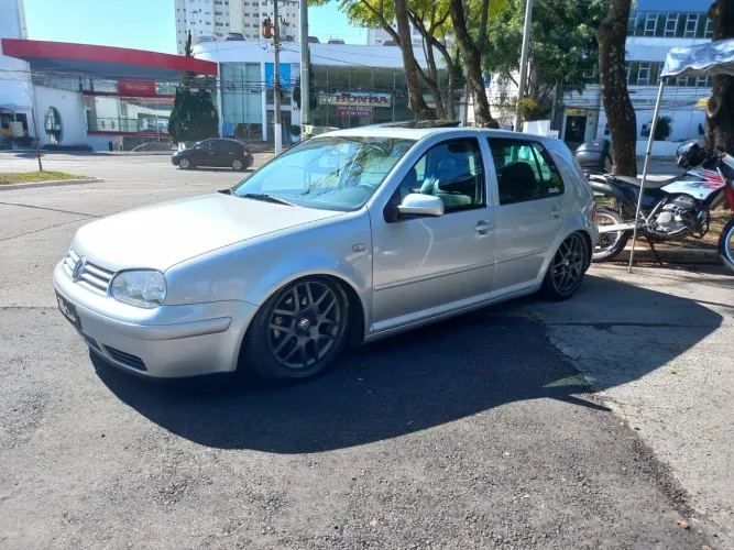 Volkswagen Golf 2.0/ 2.0 MI Flex Comfortline/ Sport 2004