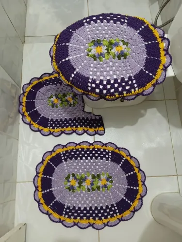 Conjunto de banheiro de crochê 
