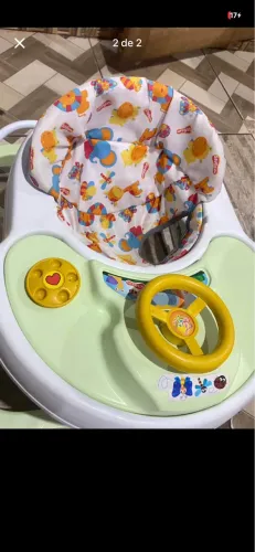 Andador unisex  troco por carrinho de passeio 