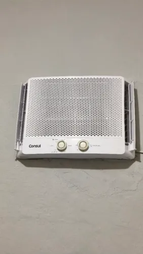 Ar condicionado de janela Consul 7.500btu