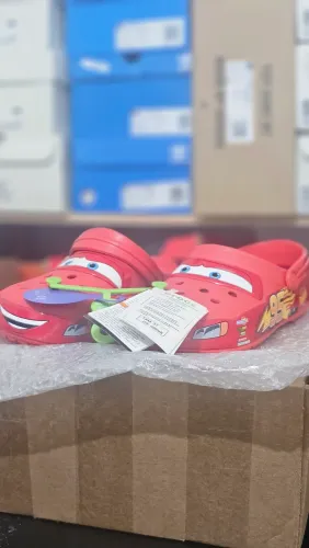 Crocs Classic Clog Lightning McQueen número 37