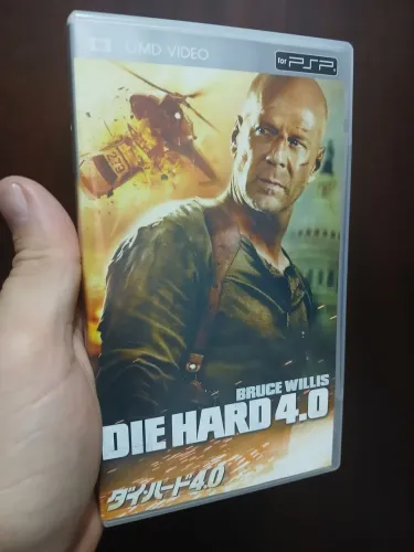 Duro de Matar 4 - Filme - PSP