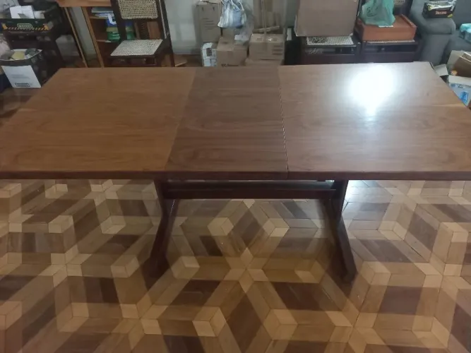 Mesa Vintage Retangular de Madeira Maciça