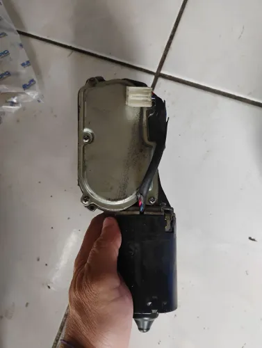 Máquina limpador parabrisa uno fire