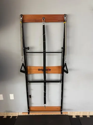 02 pranchas de molas  e 01 barrel equipilates 