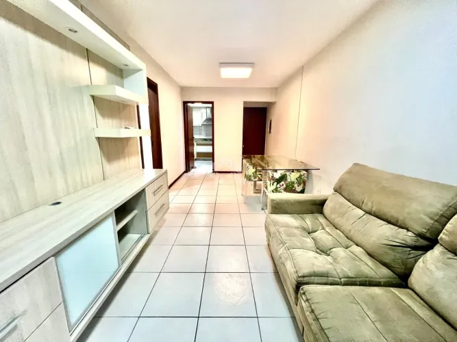 APARTAMENTO COM 3 QUARTOS SENDO 1 SUÍTE 2 VAGAS E SACADA COM CHURRASQUEIRA NO ITACORUBI