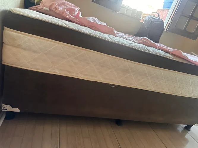Cama box casal