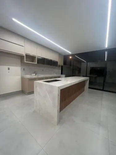 Casa em Condomínio Fechado à Venda de 03 Suítes no Bairro Quinta da Mata em Ribeirão Preto