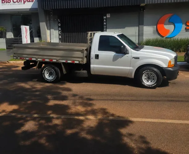 Ford F-350 3.9 Cummins Turbo Diesel Mec. 2005