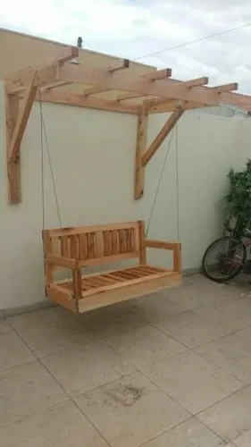 Pergolado + balanço de madeira sob medida 