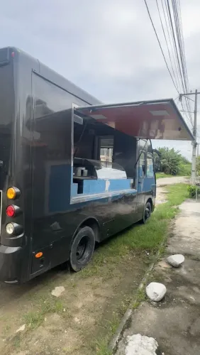 Vendo Food Truck Pronto para Trabalhar! (M. Benz / Induscar Atilis 2006)