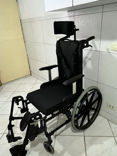 Cadeira de rodas articulada ortobrás