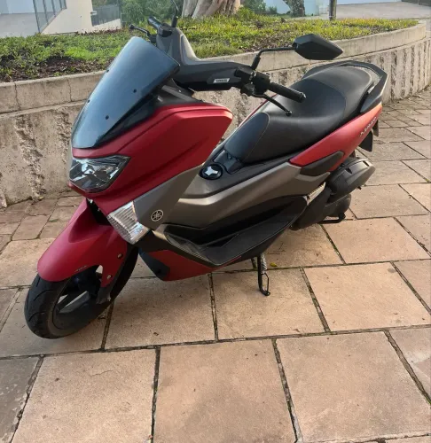 Vendo Yamaha NMAX 160 ABS 2019, muito bem conservada