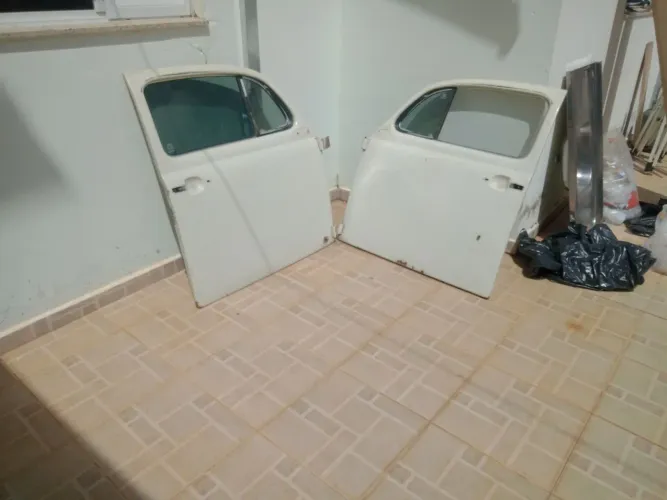 2 Portas Dianteiras Fusca Completas (com detalhes)
