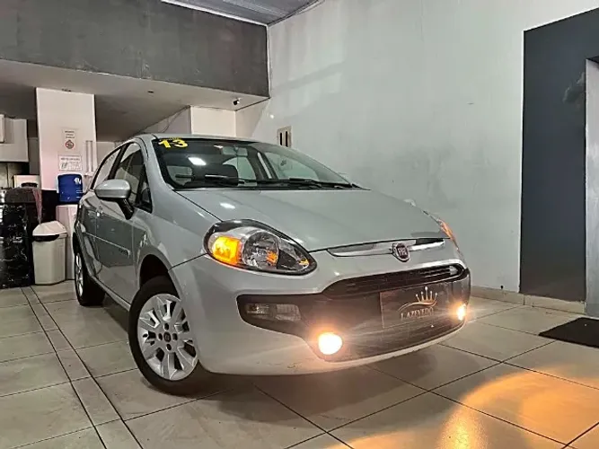 Fiat Punto Attractive Italia 1.4 F.flex 8V 5P 2013