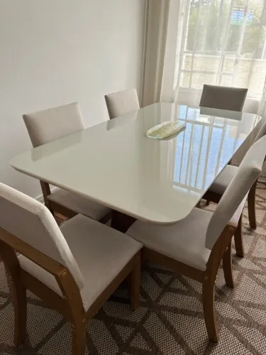 MESA DE JANTAR COM 6 CADEIRAS
